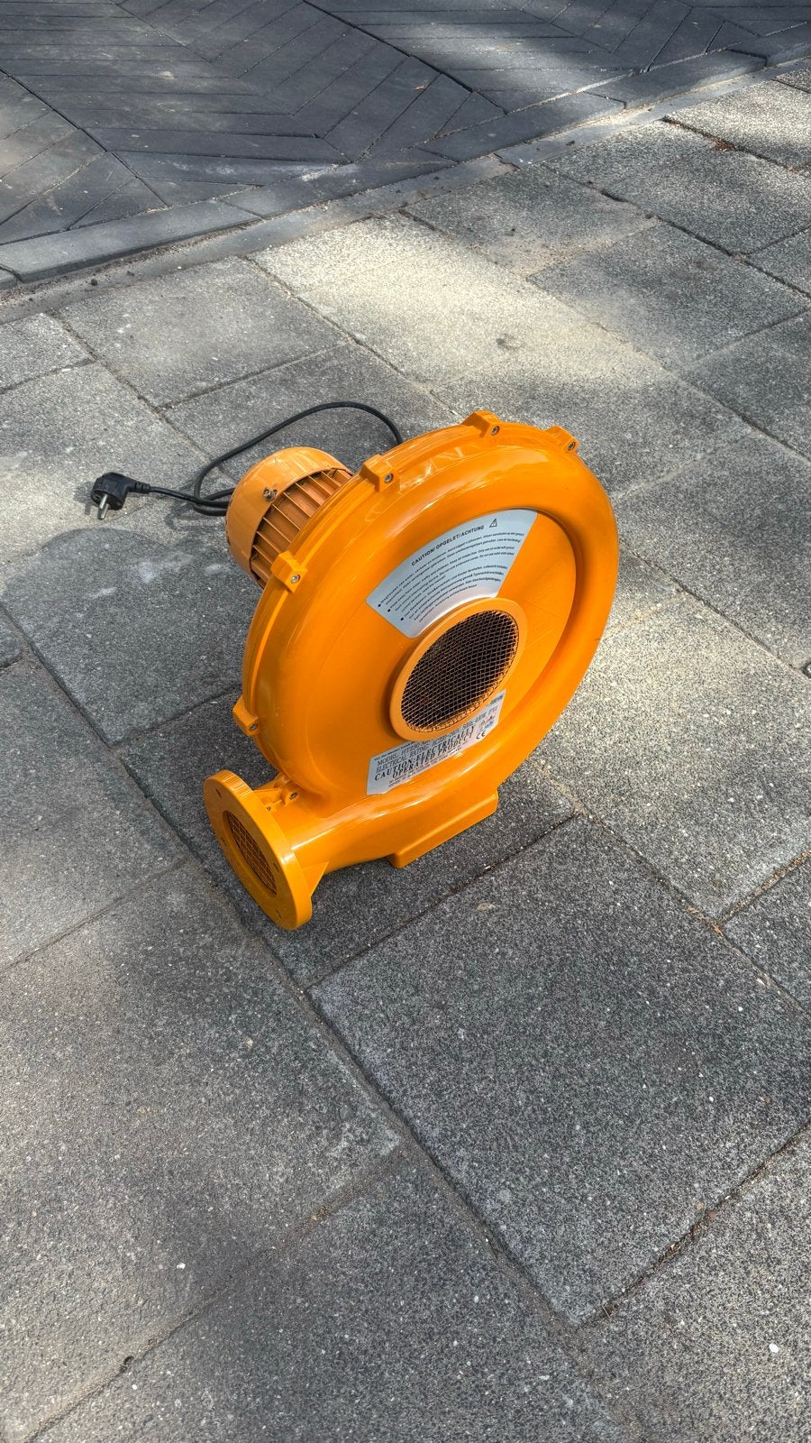Luchtpomp voor een springkussen, Ophalen, Gebruikt