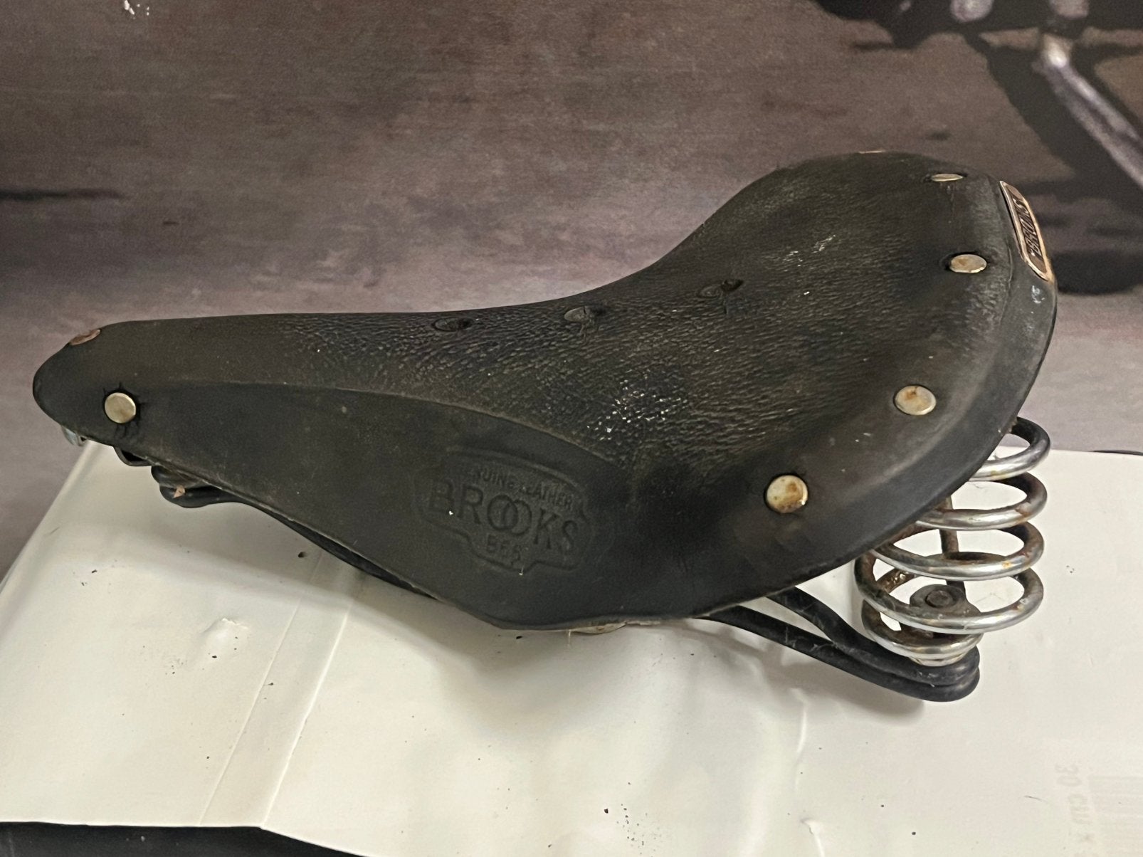 Schuurvondst ;Lederen Brooks oldtimer fietszadel, Ophalen of Verzenden, Zadel