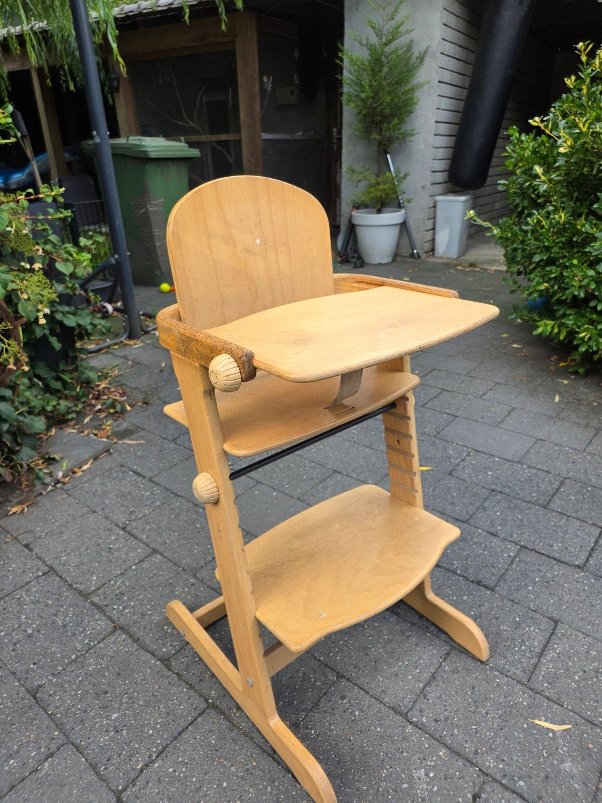Houten meegroeistoel - moet schoongemaakt worden, Ophalen, Gebruikt, Meegroeistoel