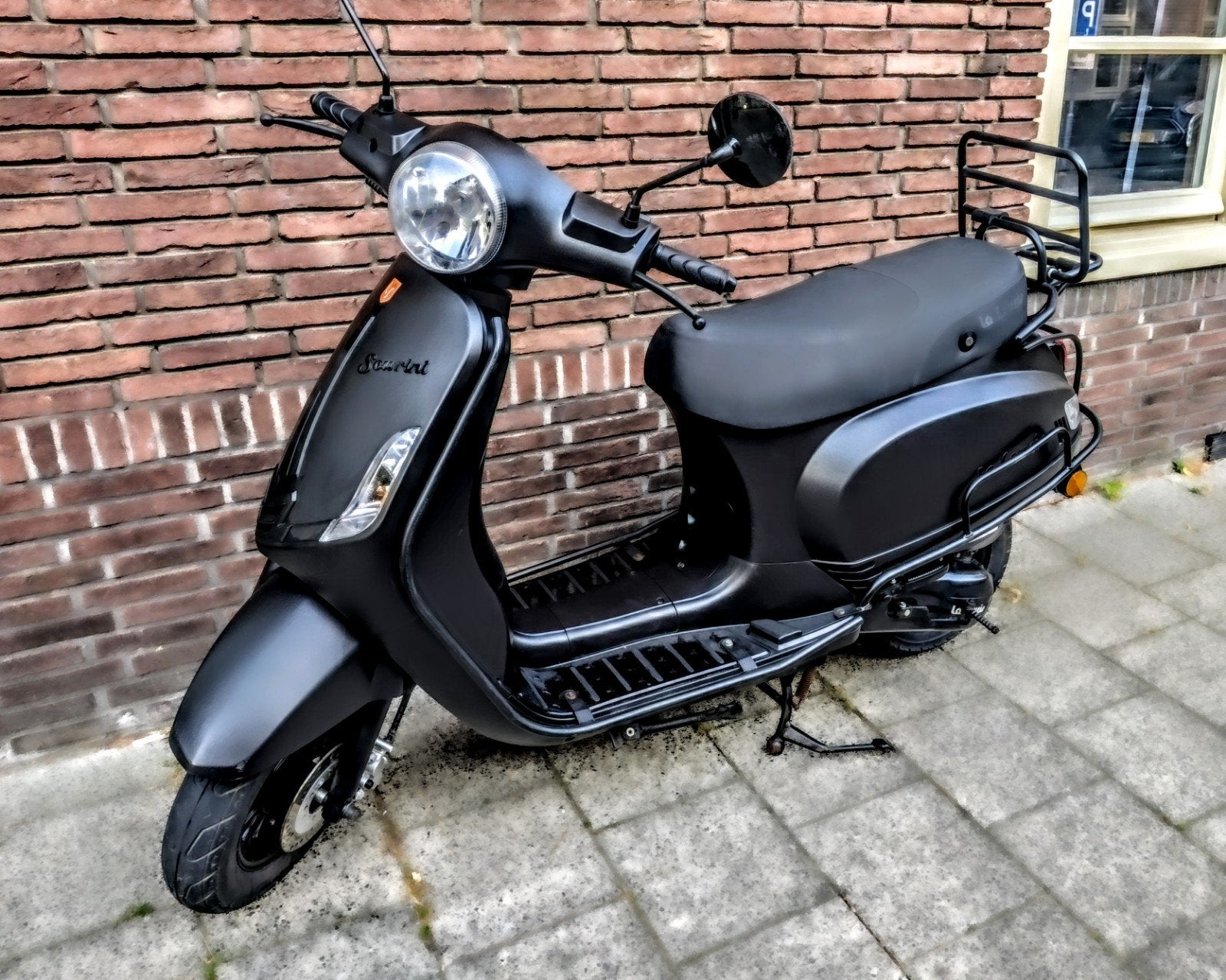 La Souris • Sourini - Special Edition • Mat Zwart  • 45 km/h, Ophalen, Maximaal 45 km/u, Zo goed als nieuw, Benzine