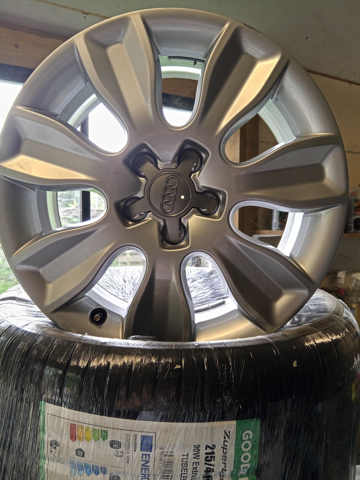 A1 Audi oem, polo, Fabia, nieuwe banden 5x100, 215-45-16, Auto-onderdelen, Banden en Velgen, Ophalen, 215 mm, 16 inch, Banden en Velgen