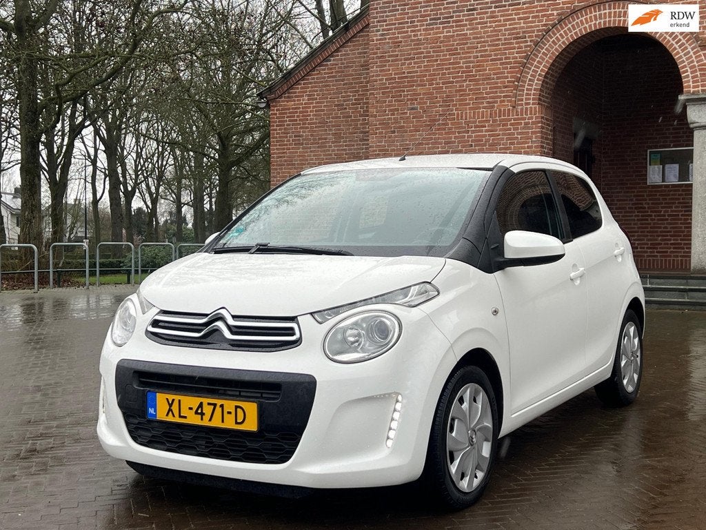 Citroen C1 1.2 PureTech Shine BJ2017 5DR KM 59 AANTOONBAAR !, Voorwielaandrijving, Gebruikt, Euro 6, 1199 cc