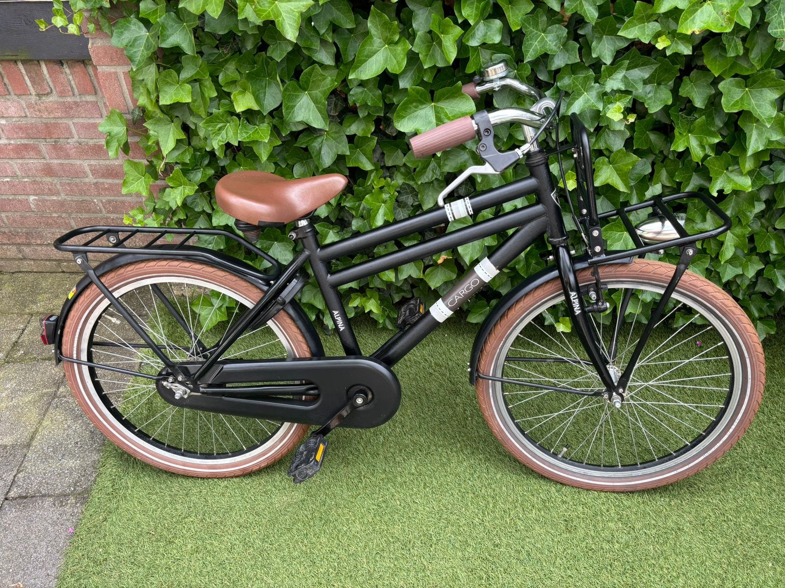 Alpina Cargo 22 inch jongensfiets mat zwart, Fietsen en Brommers, Fietsen | Jongens, Ophalen, Zo goed als nieuw, 22 inch