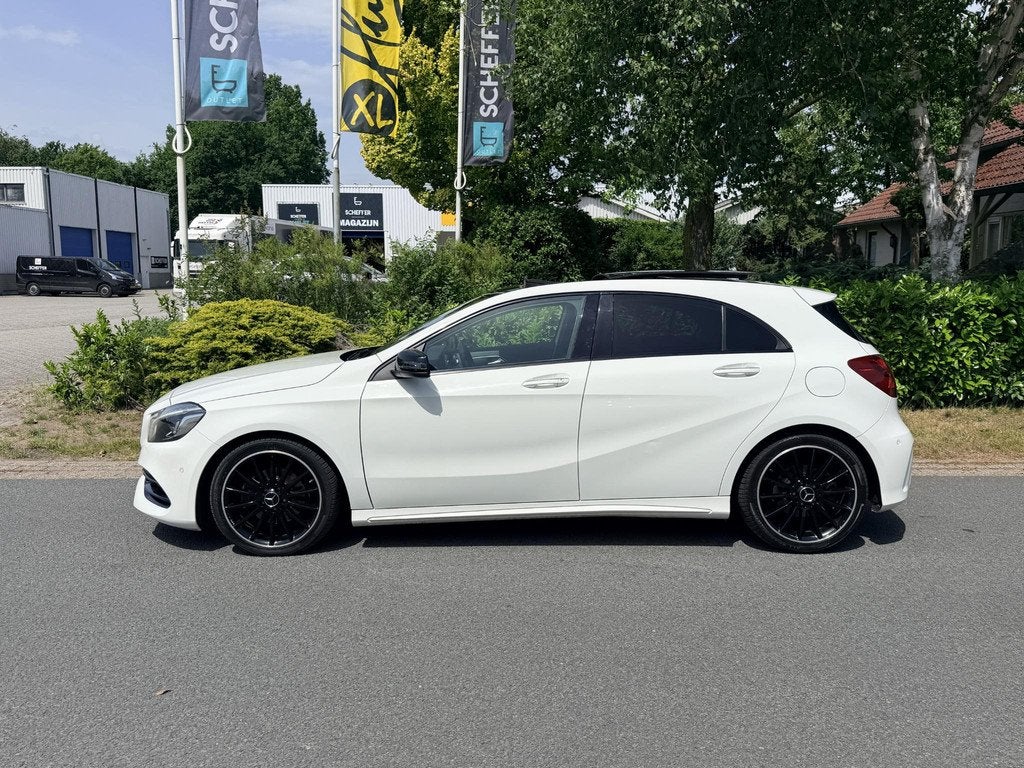 Mercedes-Benz A-klasse 180 AMG 122PK AUT•Pano•Keyless, Gebruikt, 4 cilinders, 19 km/l, Geïmporteerd