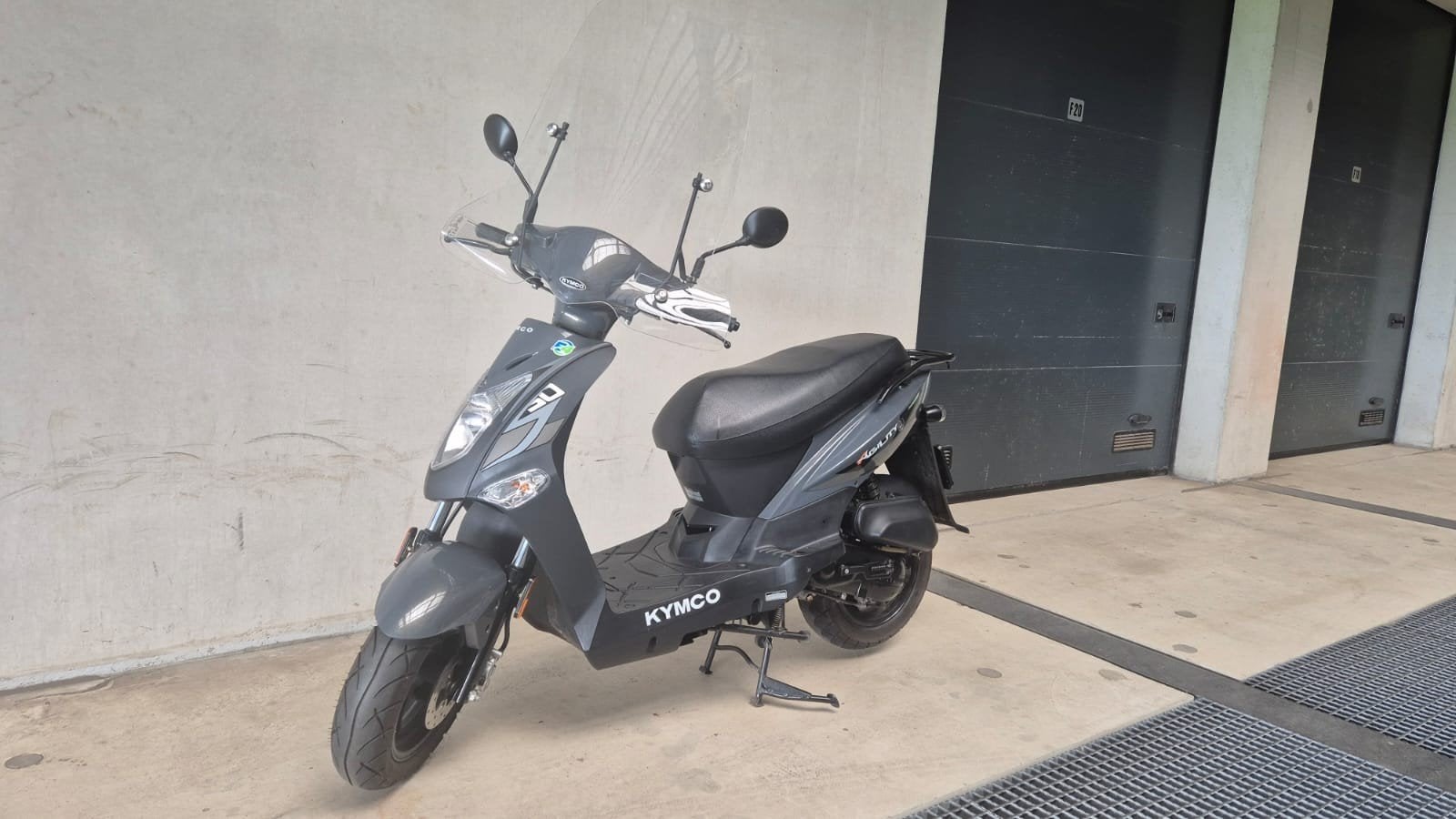 Kymco Agility 50 uit 2020 - Topstaat, 1e eigenaar, Fietsen en Brommers, Scooters | Kymco, Ophalen, Zo goed als nieuw, Benzine