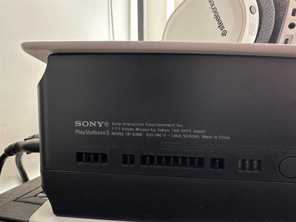 PS5 Digital + 4 controllers + headset  + gamescherm, Ophalen of Verzenden, Zo goed als nieuw