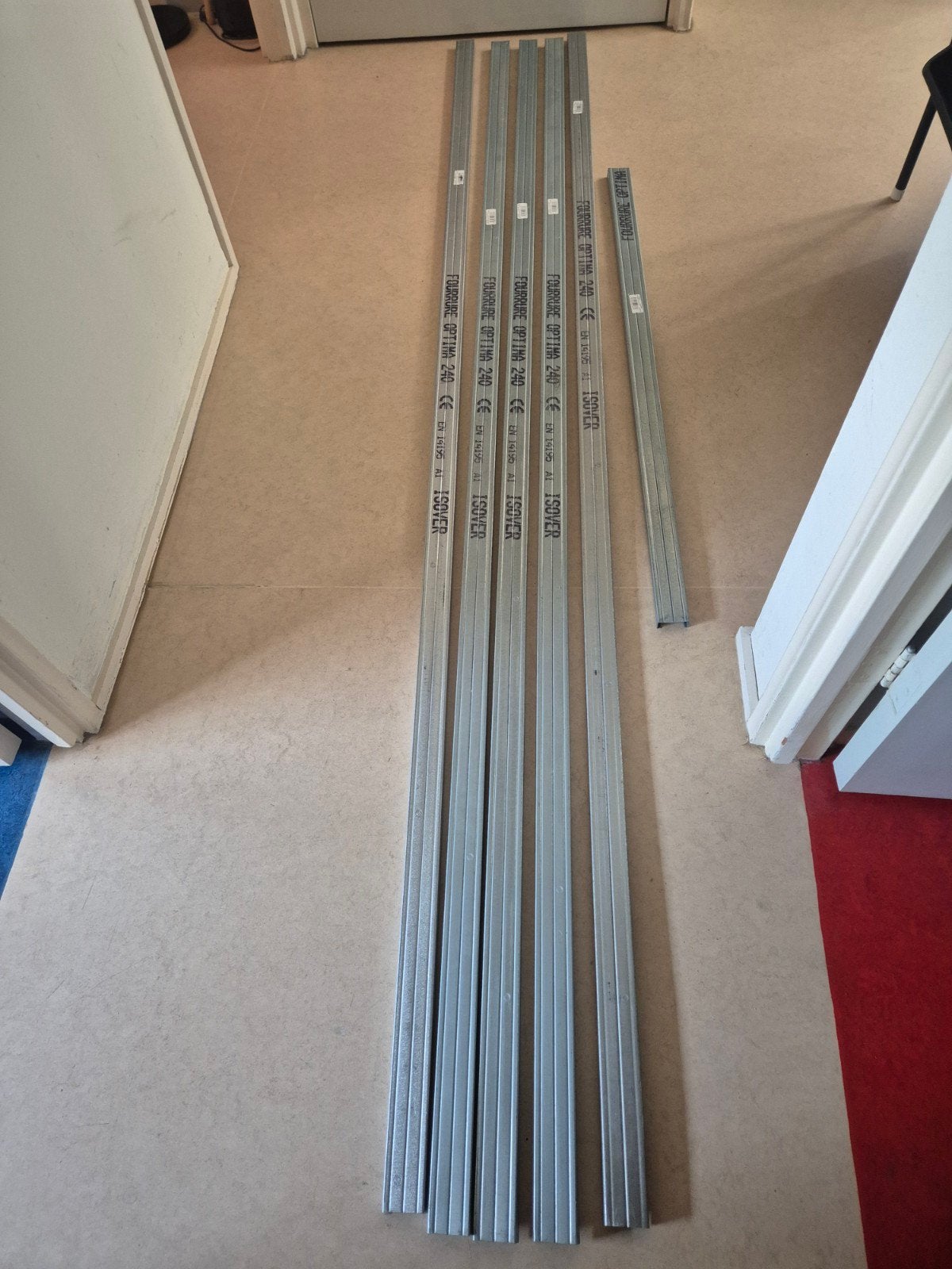 Fourrure \ Isover Optima metalen profielen voor isolatie, Doe-het-zelf en Verbouw, Hout en Planken, Gebruikt, Minder dan 25 mm