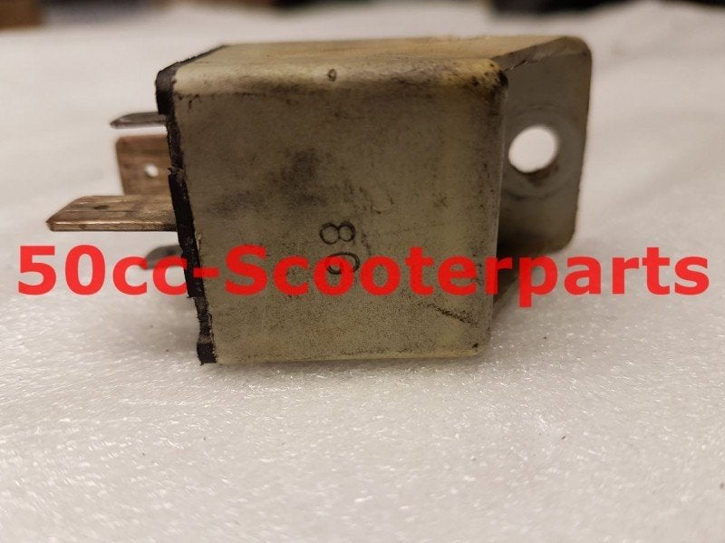 Startrelais Piaggio Liberty Post 58115R Gebruikt, Ophalen of Verzenden