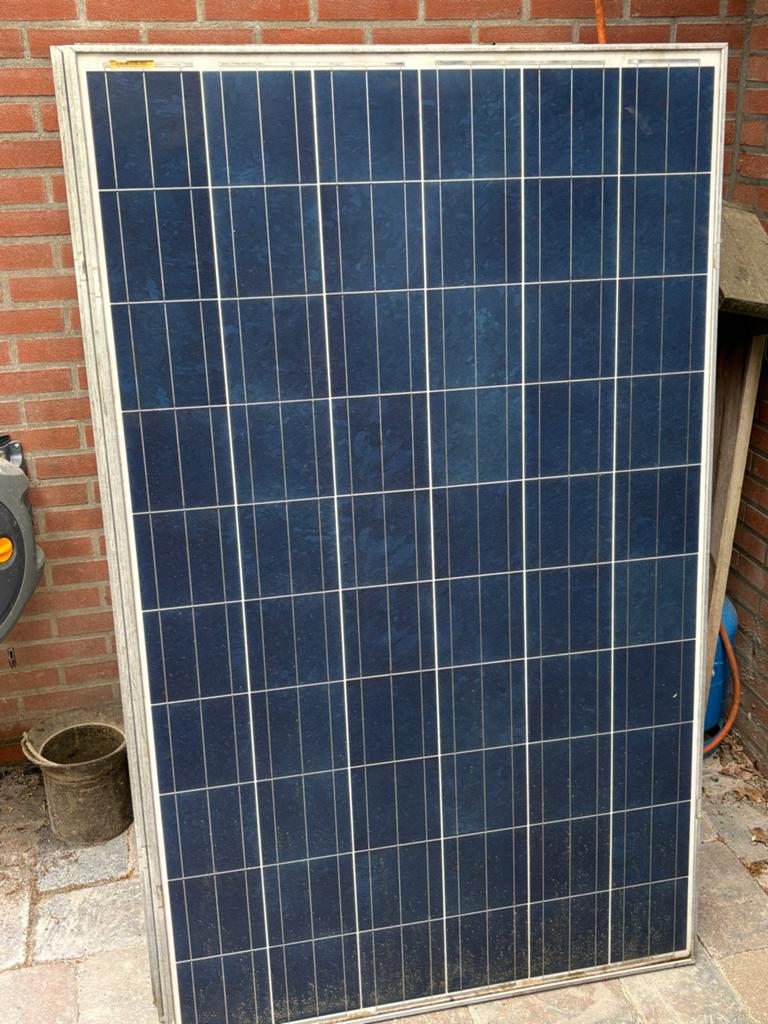 16 Zonnepanelen met SMA omvormer., Ophalen, Gebruikt, Compleet systeem, 200 wattpiek of meer
