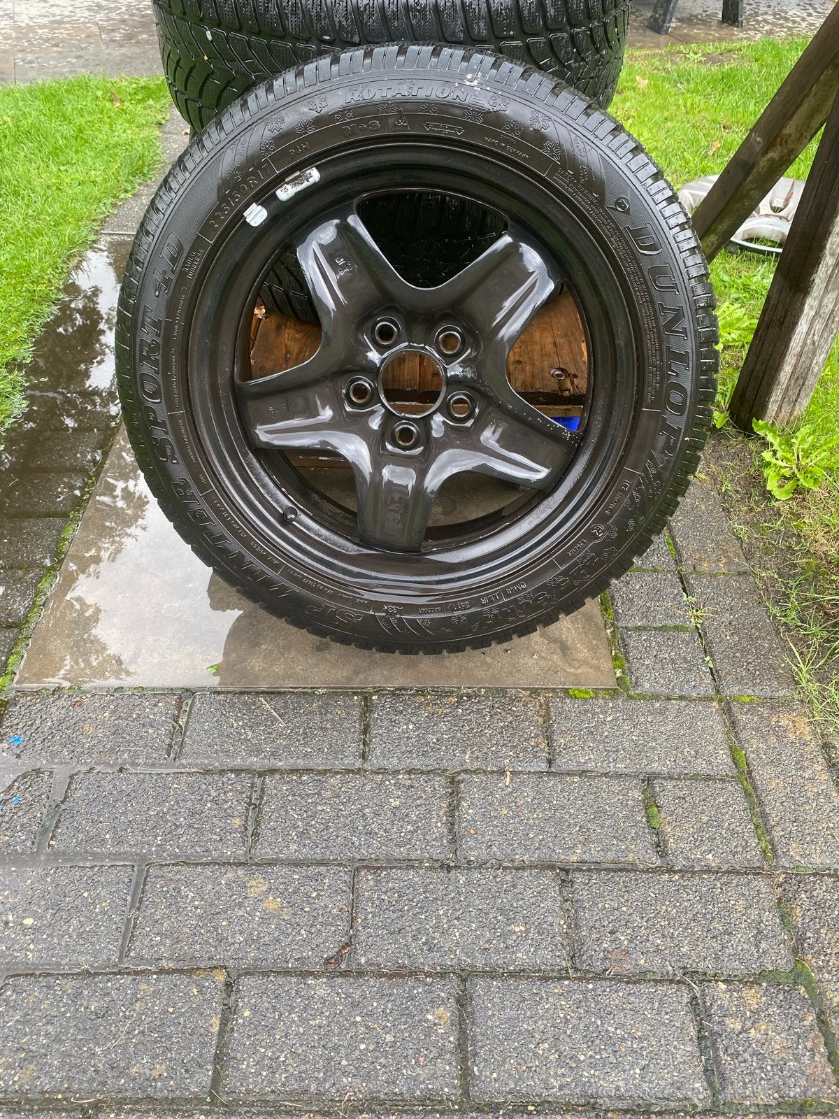 Winterbanden Dunlop 225/50R17 met 6 mm profiel, Ophalen, Gebruikt, Banden en Velgen, 17 inch