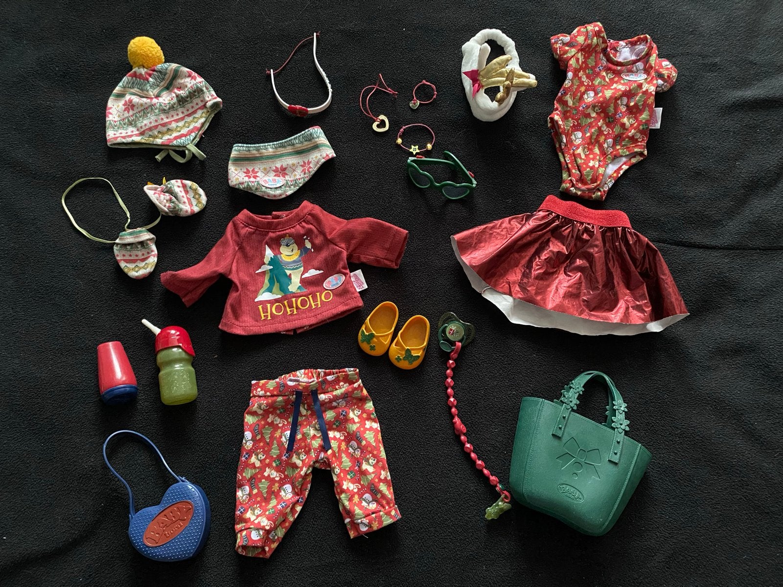Grote set Baby Born kleding en accessoires - Kerstthema, Ophalen of Verzenden, Zo goed als nieuw, Babypop