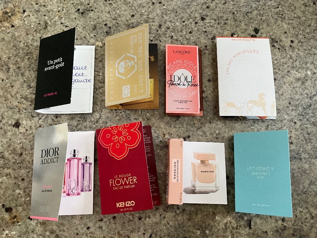 16 proefjes luxe dames parfums, Ophalen of Verzenden, Nieuw