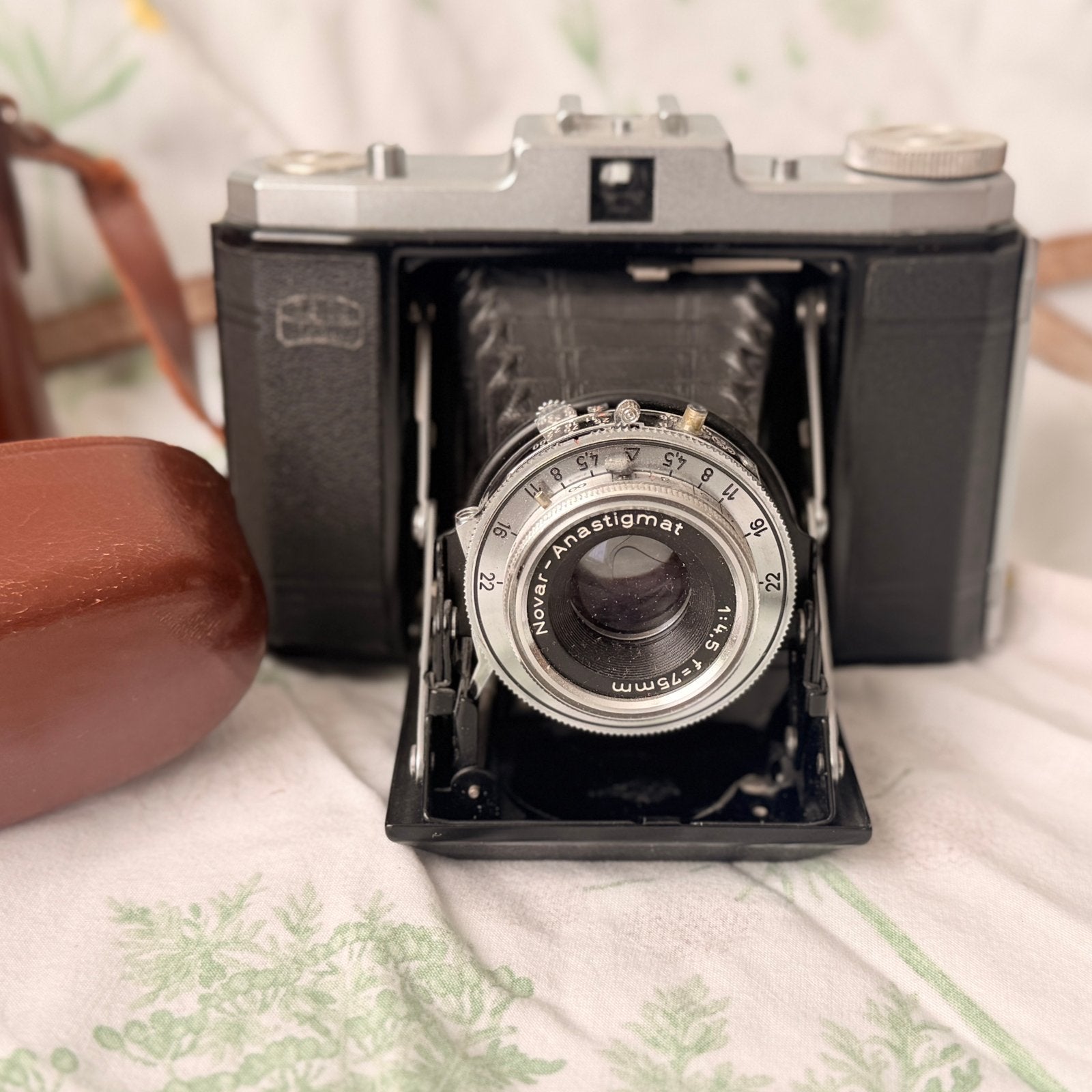 Vintage Zeiss Ikon Nettar Vouwcamera met Novar-Anastigmat le, Ophalen of Verzenden, Gebruikt, Overige Merken