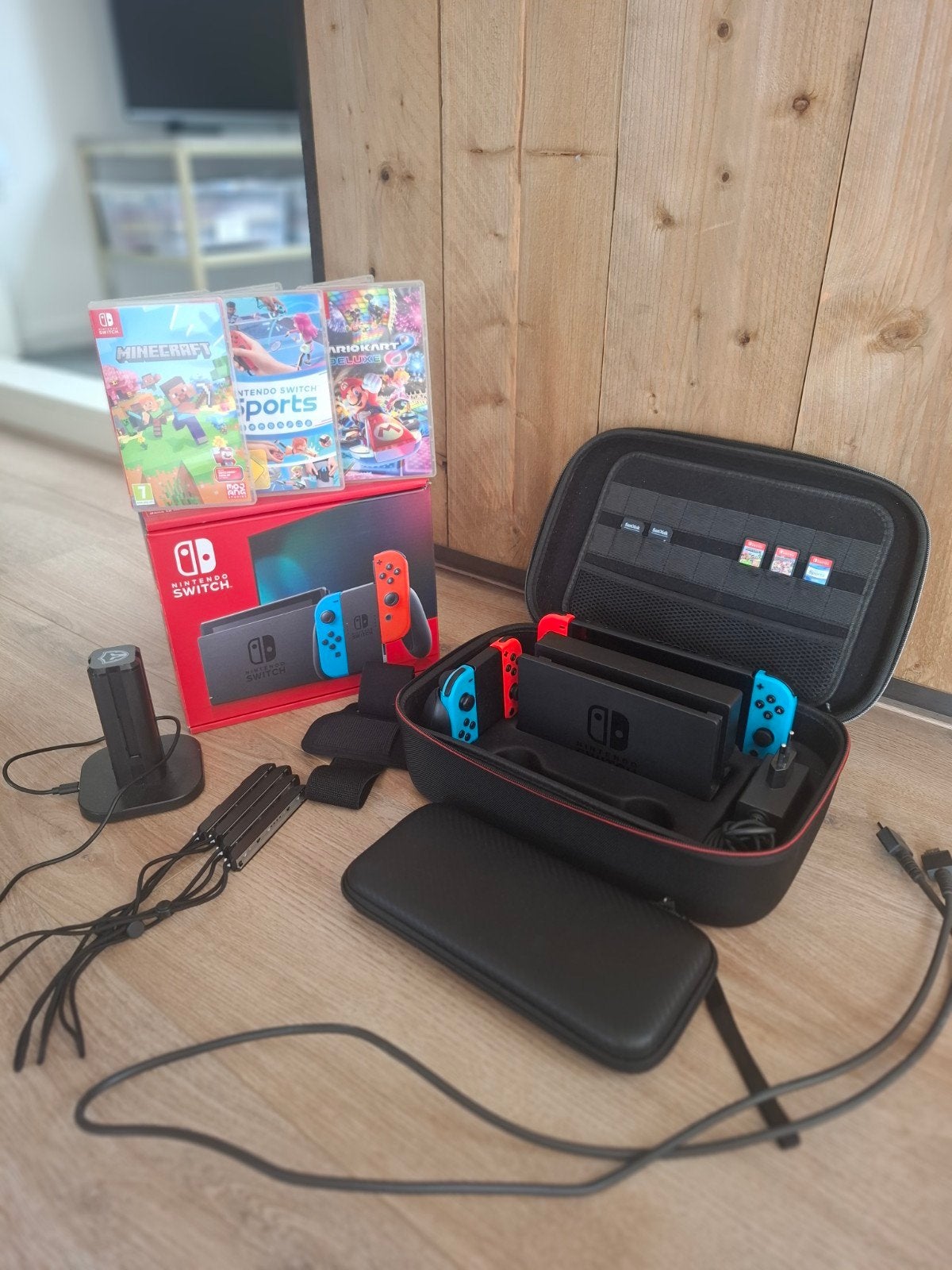 Complete Nintendo Switch Set met Extra's en Games, Met games, Ophalen of Verzenden, Zo goed als nieuw, Switch Original