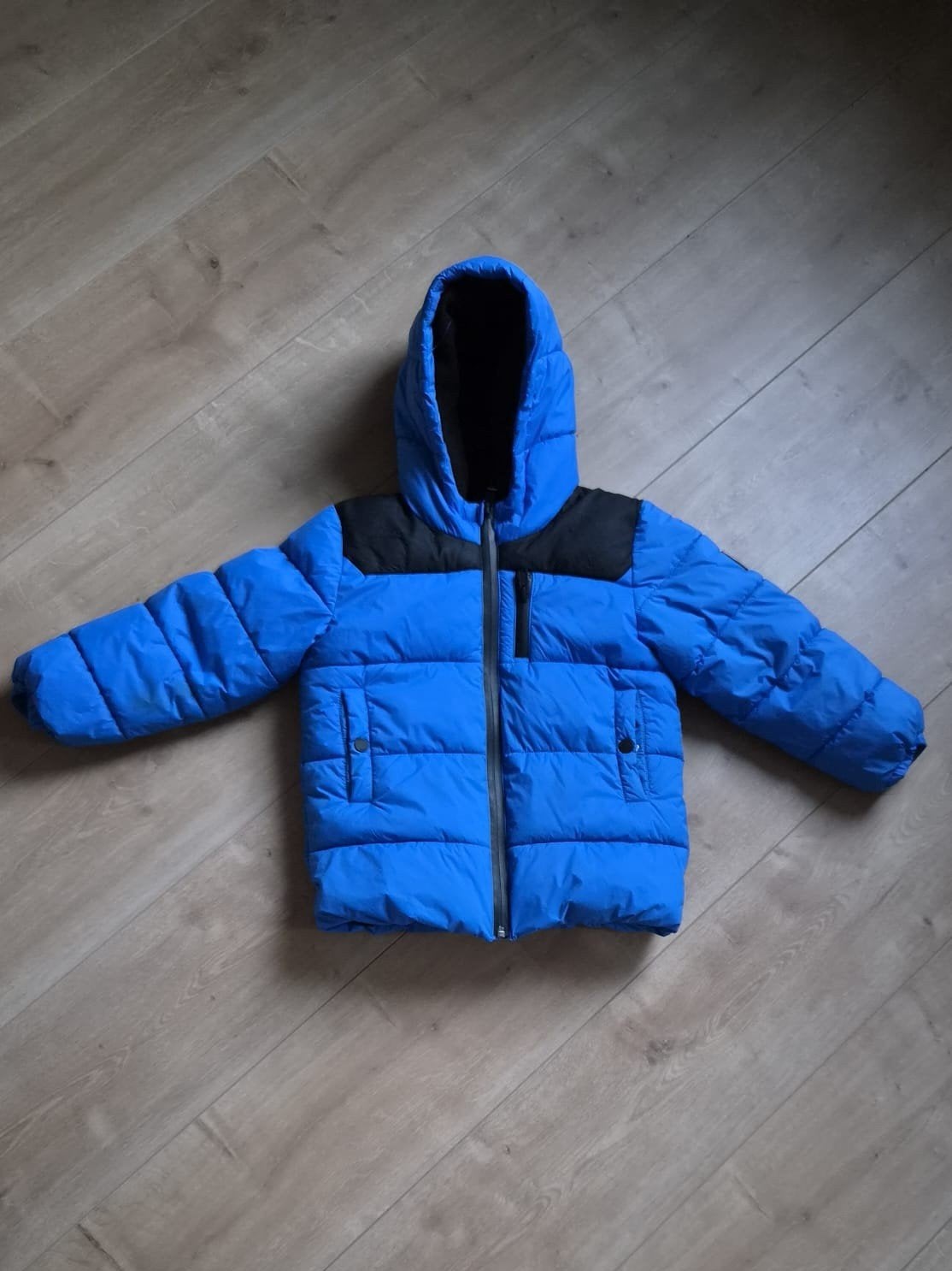 Hugo boss winterjas, Ophalen of Verzenden, Zo goed als nieuw, Hugo Boss, Jongen