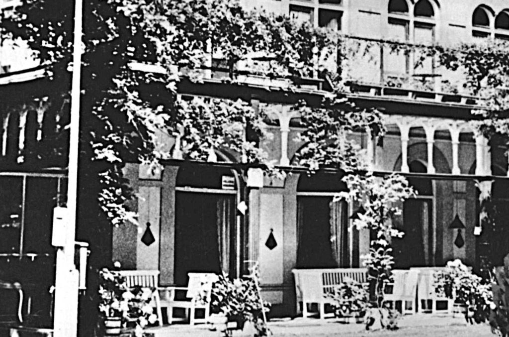 948927	De Lutte	Ov 1950 Hotel	Het Zwaantje	Niet gelopen, Ophalen of Verzenden, 1940 tot 1960, Ongelopen, Overijssel