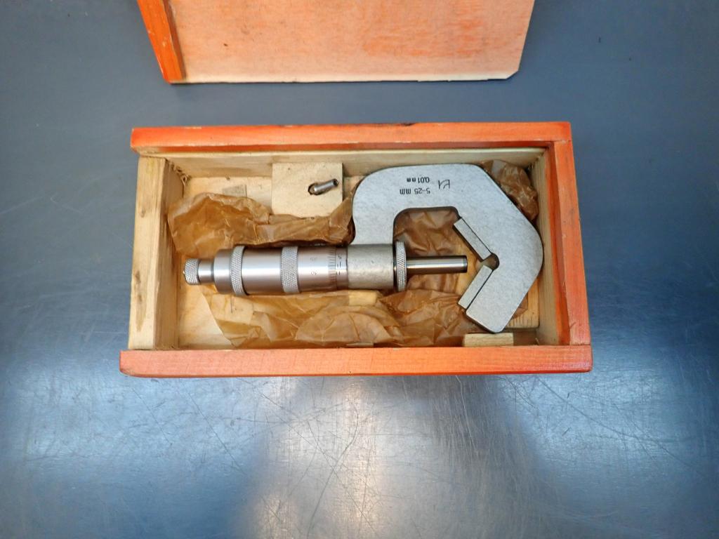 V-aambeeld micrometer 5-25mm , V Aambeeld schroefmaat.., Niet ingevuld, Gebruikt, Afstand, Niet ingevuld