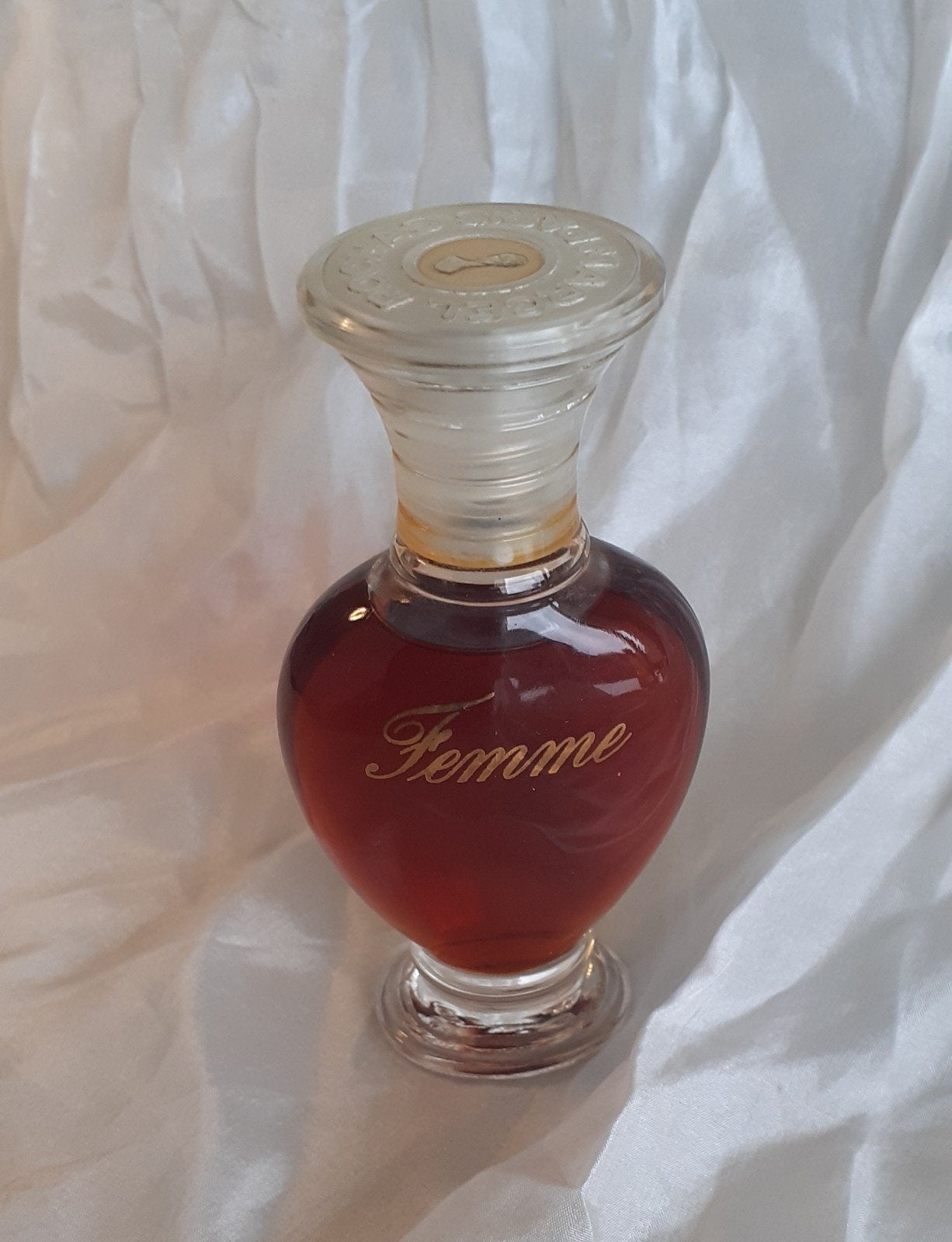 Oudere vintage uitgave Femme Rochas, Verzamelen, Ophalen of Verzenden, Zo goed als nieuw, Parfumfles