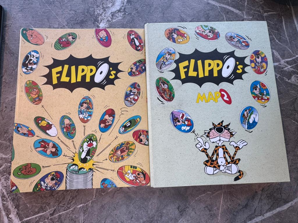 2 Grote Flippo Mappen + Jokers Bijna Compleet, Verzamelen, Flippo's, Ophalen of Verzenden, Joker, Losse flippo's