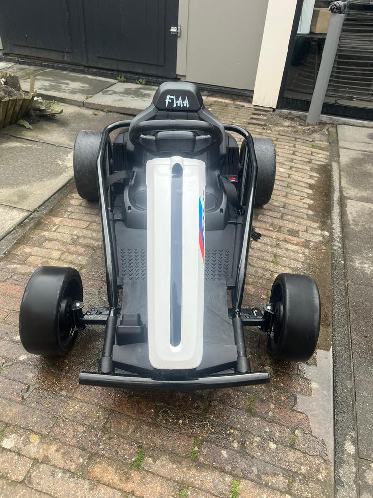 Elektrische driftkart, Sport en Fitness, Karting, Ophalen of Verzenden, Zo goed als nieuw, Kart