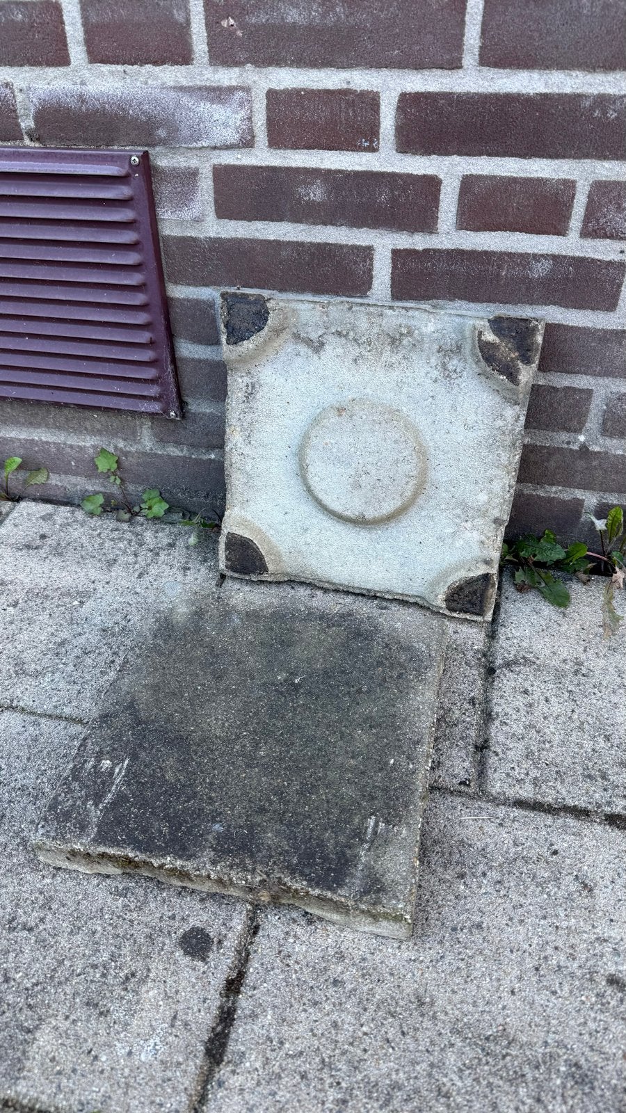 Gratis: Waterafvoerende tegels - 18 stuks, Ophalen, Gebruikt, Minder dan 5 m², Beton