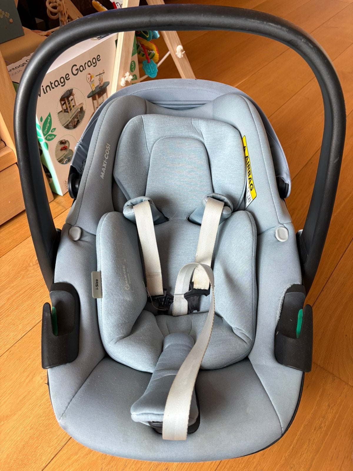 Gratis maxi-cosi blauw grijs, gebruikt maar funtioneert goed, Kinderen en Baby's, Autostoeltjes, Ophalen, Autogordel of Isofix