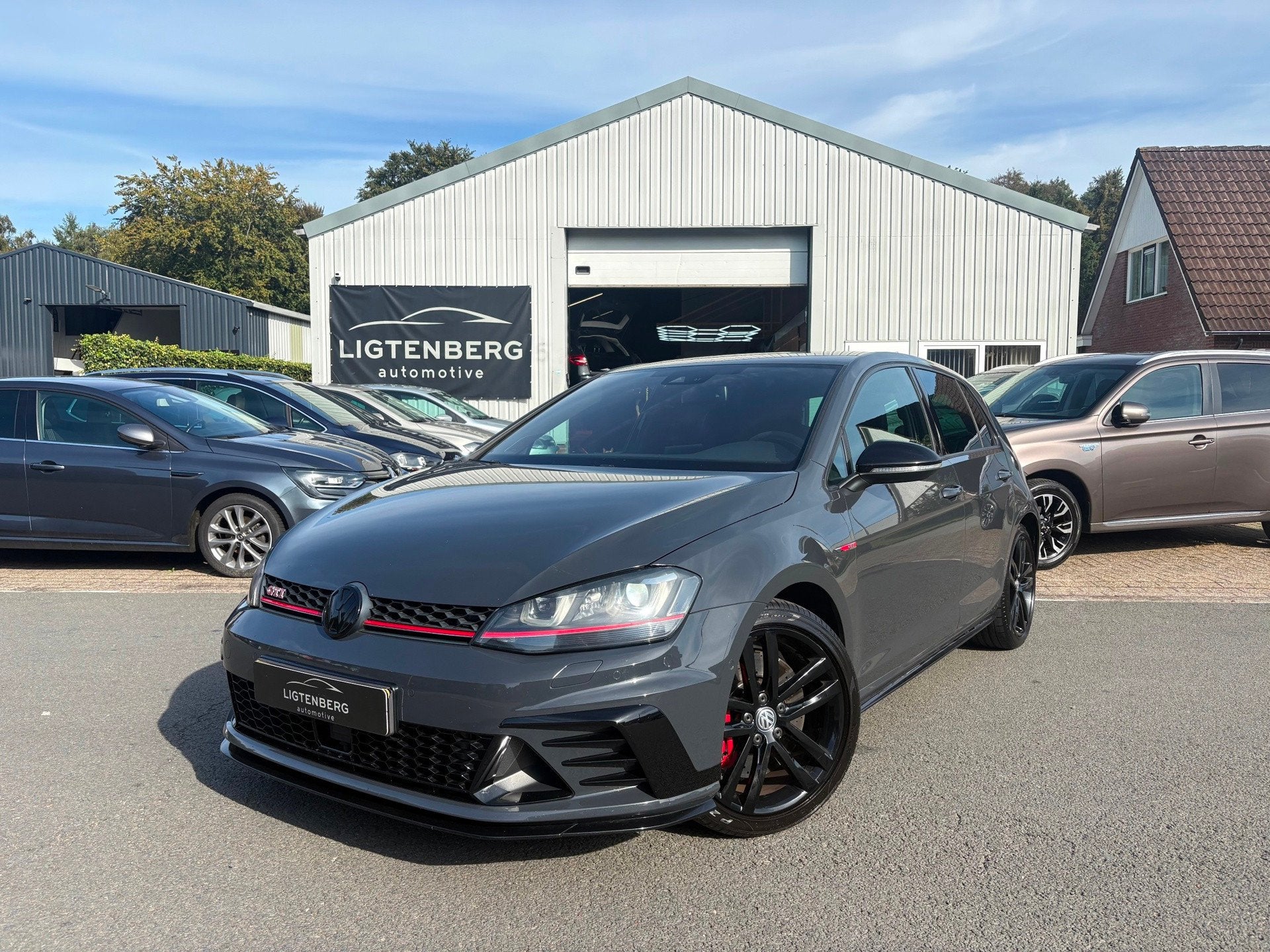 Volkswagen Golf 2.0 TSI GTI Performance ACC|PDC|RIJKLAAR, Auto's, Gebruikt, 4 cilinders, 1984 cc, Automatische klimaatregeling
