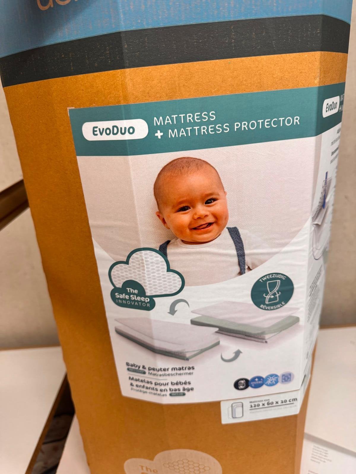 AeroSleep EvoDuo Matras + Matrasbeschermer 60x120 – Nieuw, Ophalen of Verzenden, Zo goed als nieuw