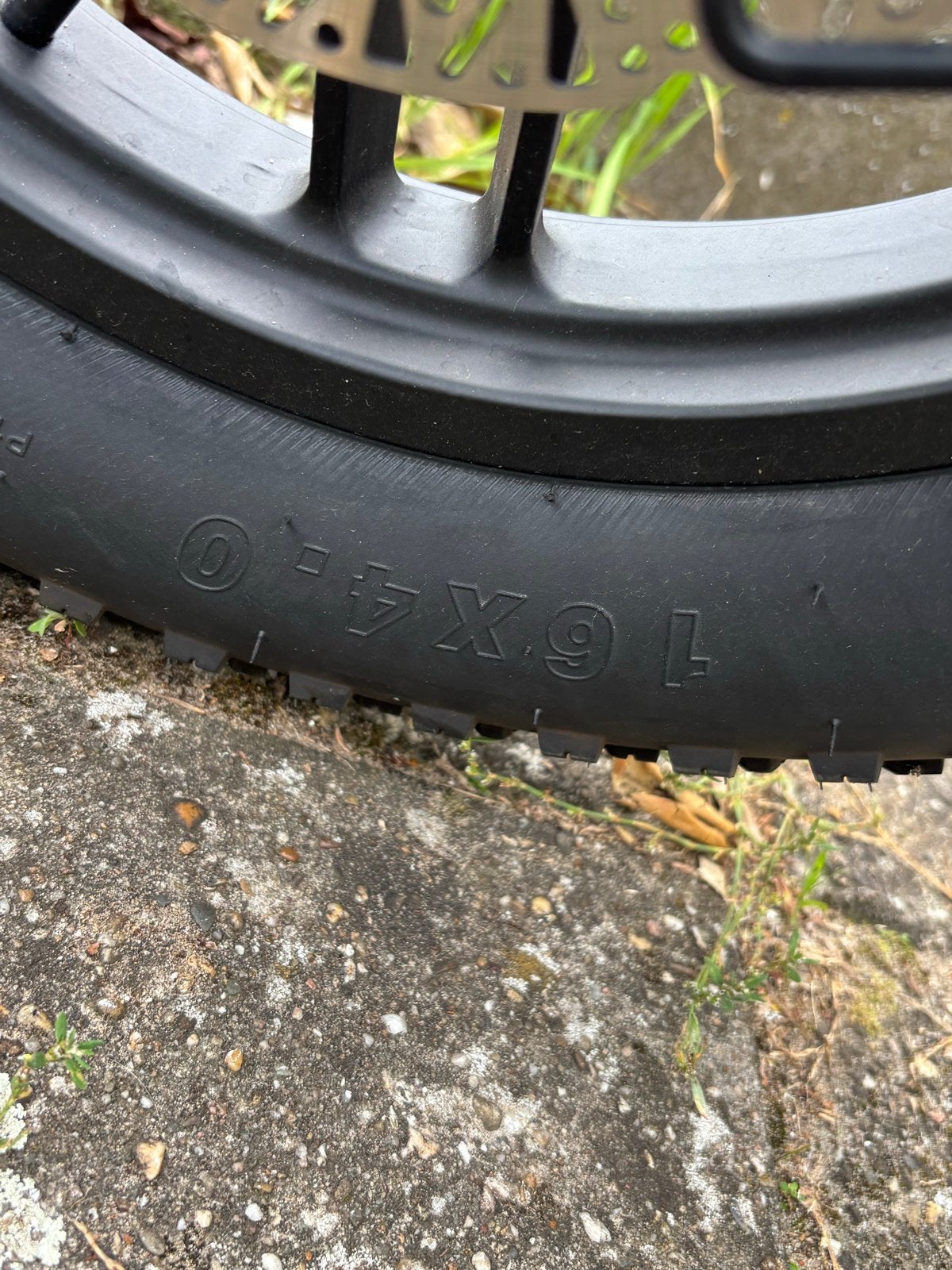 Foto 12 van Fatbike Mini Ouxi 8 - Inclusief bon en twee sleutels