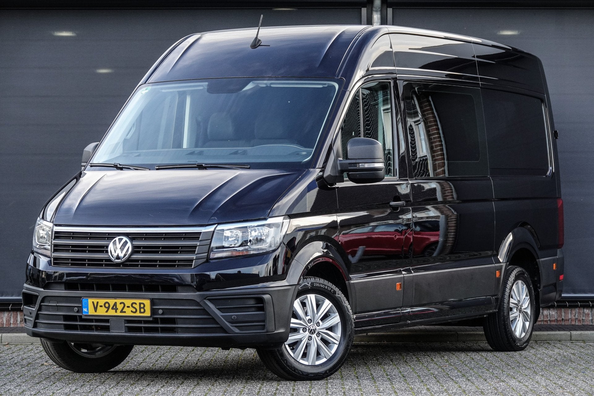 Volkswagen Crafter L3H2 | 2.0Tdi 140Pk Aut. | 35 | Dubbele C, Stof, Gebruikt, 4 cilinders, Volkswagen