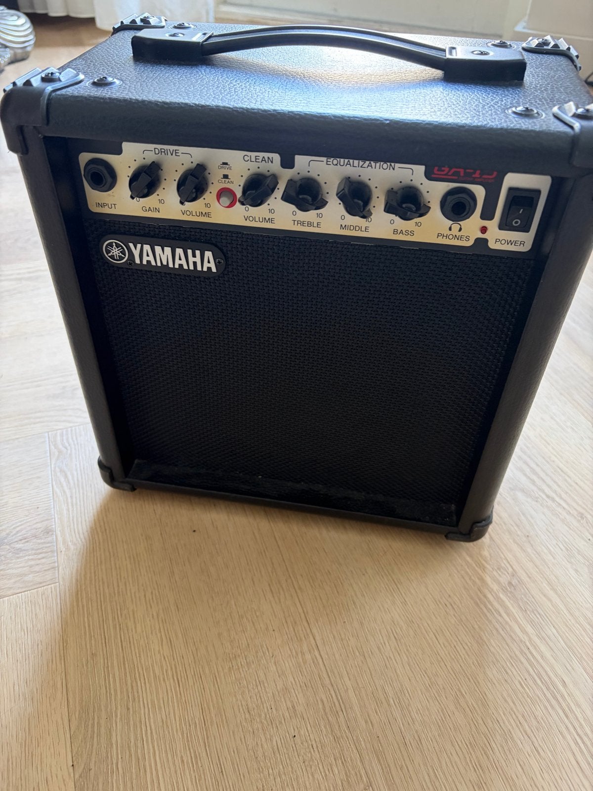 Yamaha GA-15 gitaarversterker - Zo goed als nieuw, Verzenden, Zo goed als nieuw, Gitaar, Minder dan 50 watt
