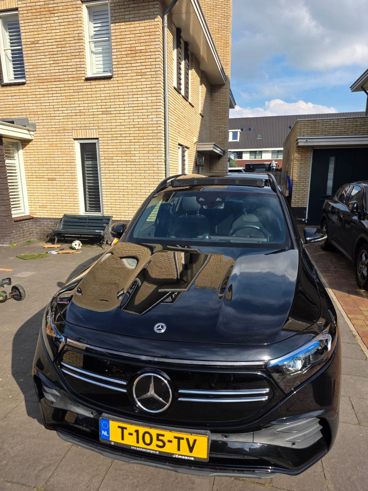 Mercedes EQB 350 292pk 4MATIC AMG HUD pano ACC memory Zwart, Automaat, 110 €/maand, 435 min, Zwart