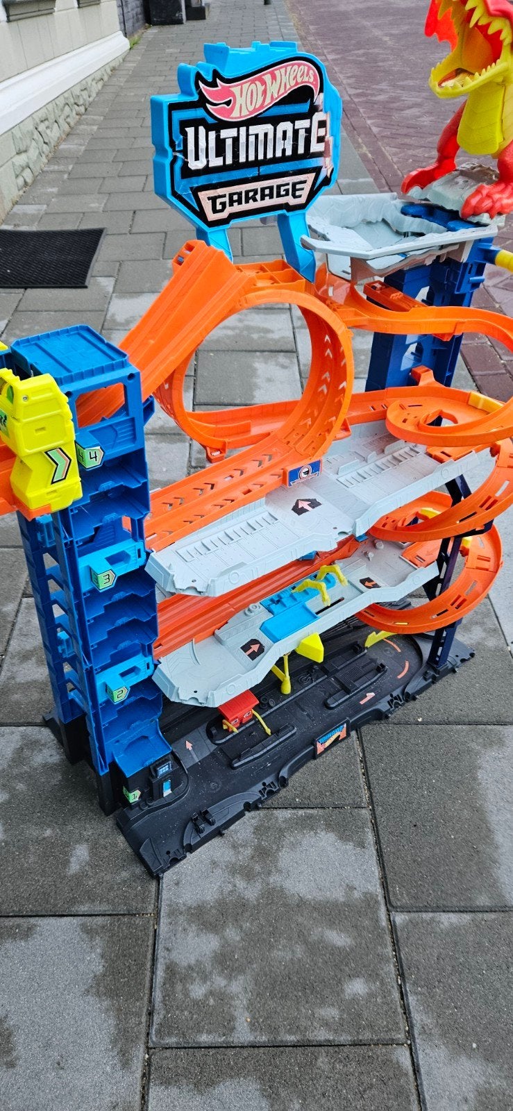 Hot Wheels City Ultimate Garage (Met Draak & Looping), Kinderen en Baby's, Ophalen, Met looping, Racebaan, Gebruikt