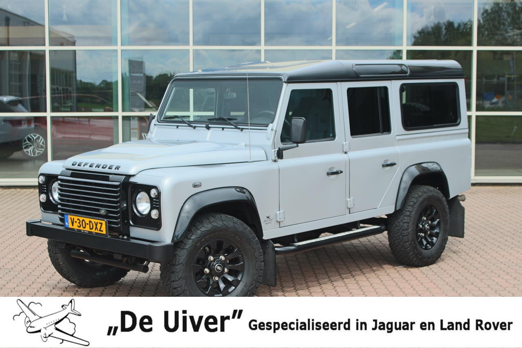 Land Rover Defender De Uiver Special 2.2 D SW 110" Eastnor D, Auto's, Keurmerk '100% Onderhouden', 2005 kg, Gebruikt, Zwart