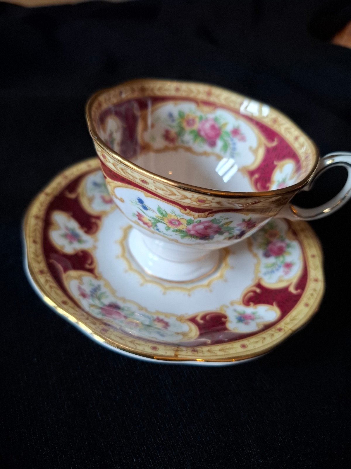 Royal Albert Lady Hamilton Kop en Schotel - Vintage, Ophalen of Verzenden