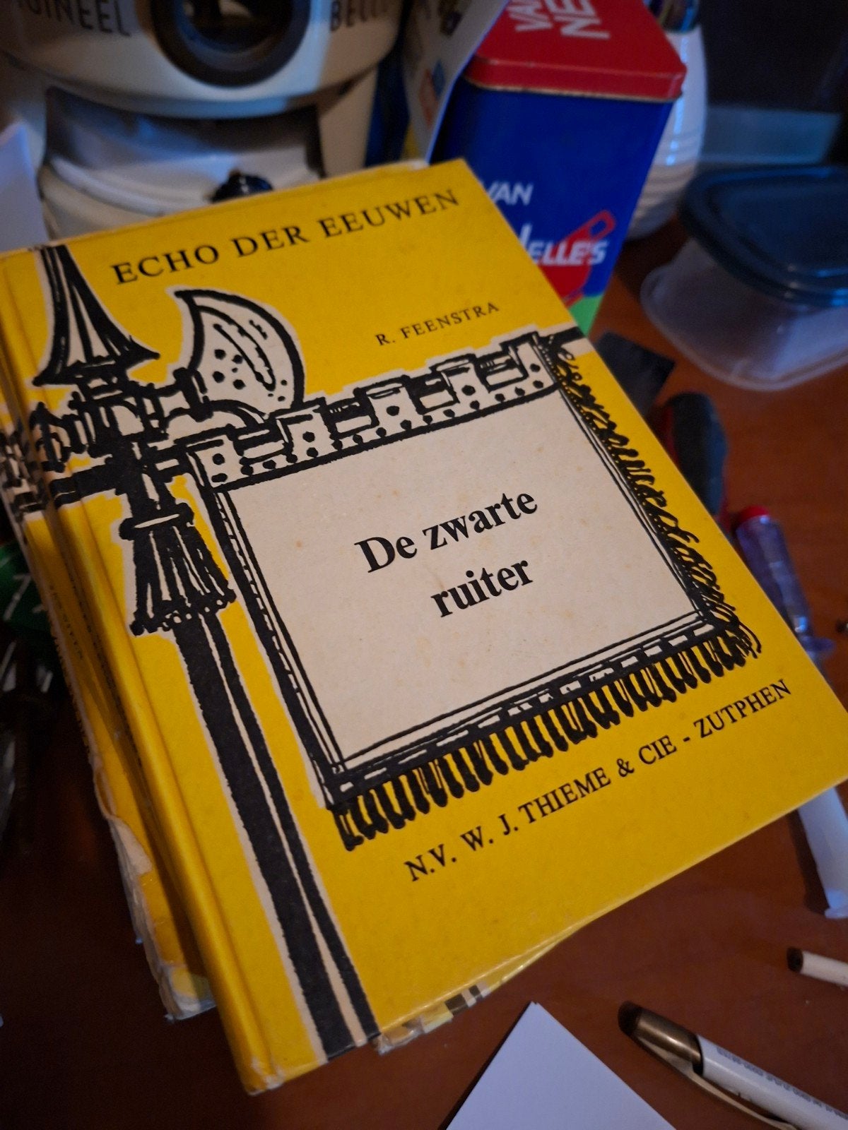 ECHO DER EEUWEN, Ophalen of Verzenden, Zo goed als nieuw, Overige onderwerpen
