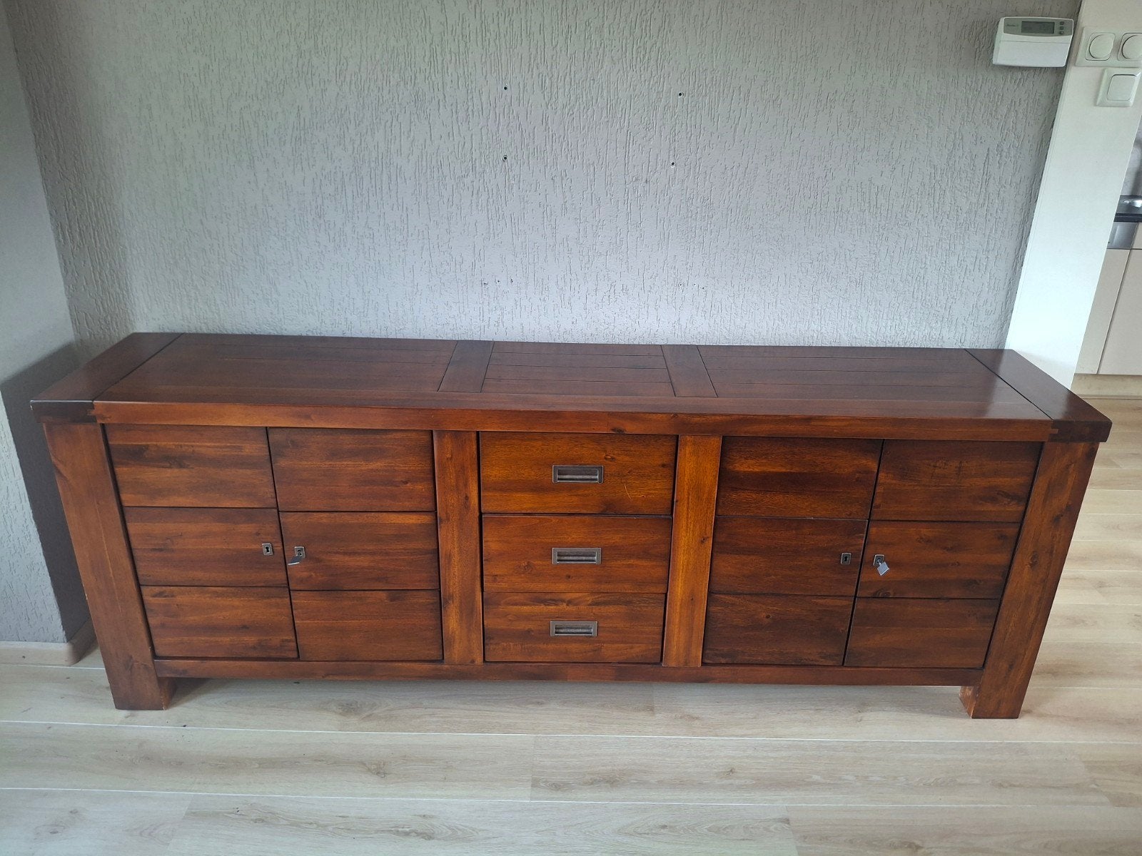 Massief houten eettafel met 4 stoelen, Huis en Inrichting, Ophalen, Gebruikt, Rechthoekig, Overige houtsoorten