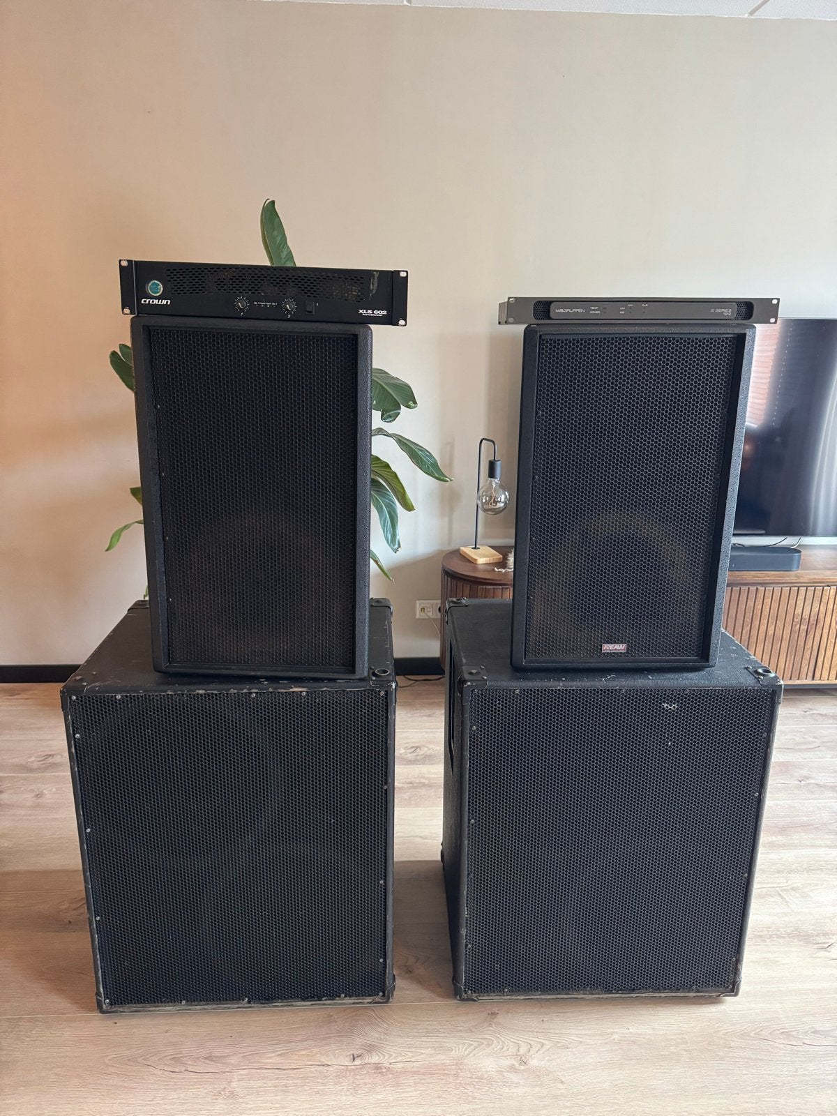 Complete EAW Geluidssysteem met Crown en Lab.Gruppen Amps, Gebruikt, Speakerset, Ophalen, 150 watt of meer