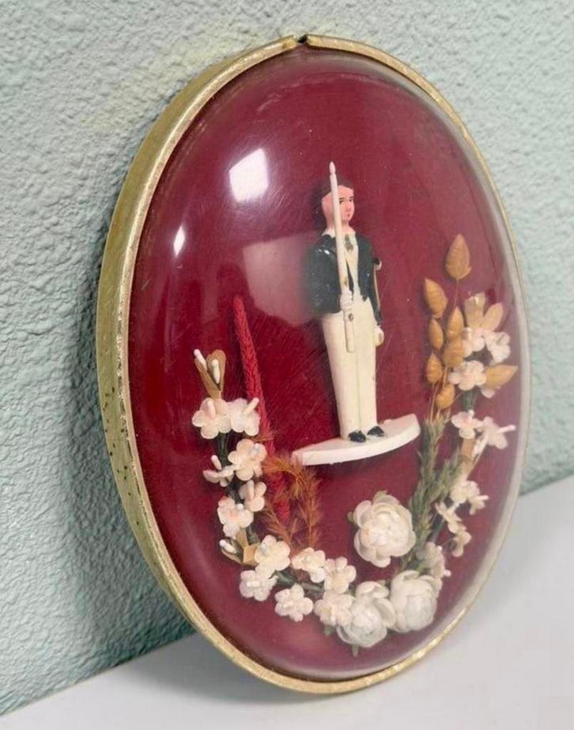 Antieke ronde stolp ovaal handgemaakt poppetje bloemen 1900, Ophalen of Verzenden