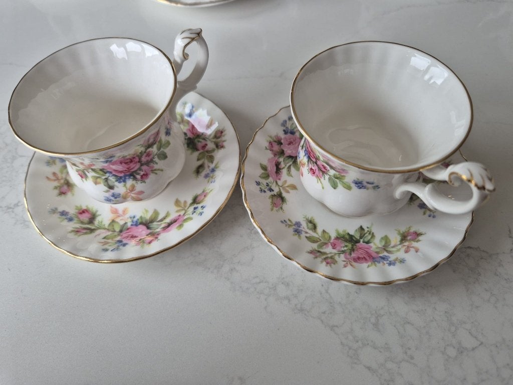 Royal Albert Moss Rose | Fine Bone China England, Ophalen of Verzenden