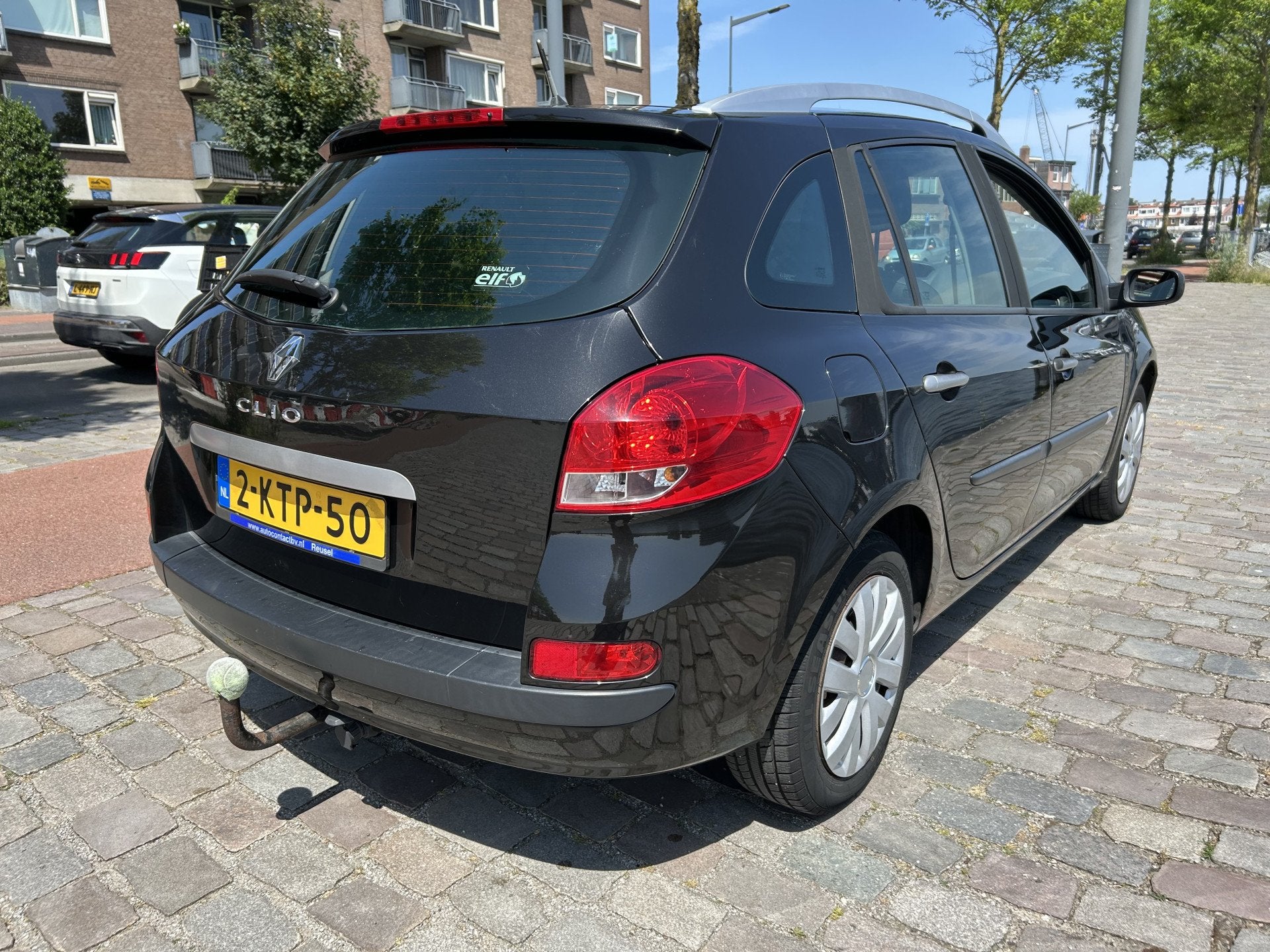 Renault Clio Estate 1.2 TCE Dynamique airco/ecc nwe apk keur, Auto's, Renault, Voorwielaandrijving, Gebruikt, Zwart, 4 cilinders