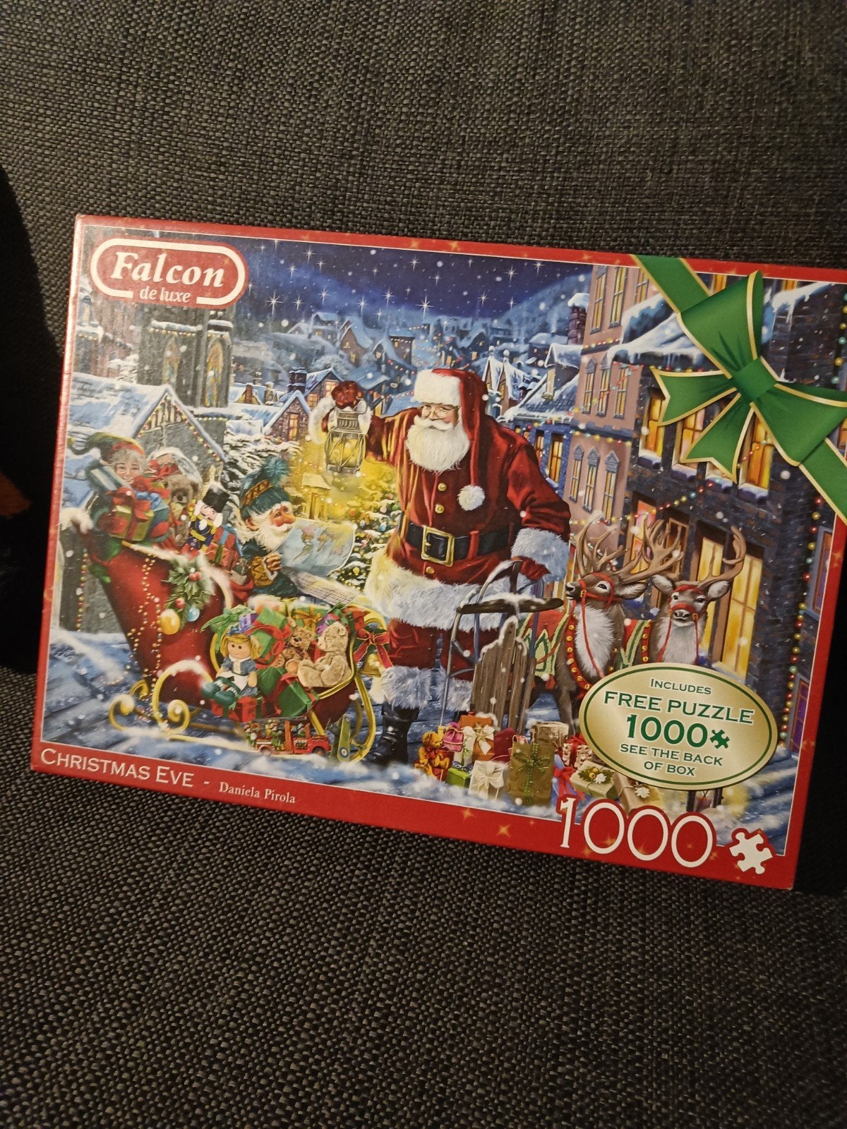2x1000 Stukjes Kerstpuzzels - Falcon de Luxe, Ophalen of Verzenden, 500 t/m 1500 stukjes, Zo goed als nieuw, Legpuzzel