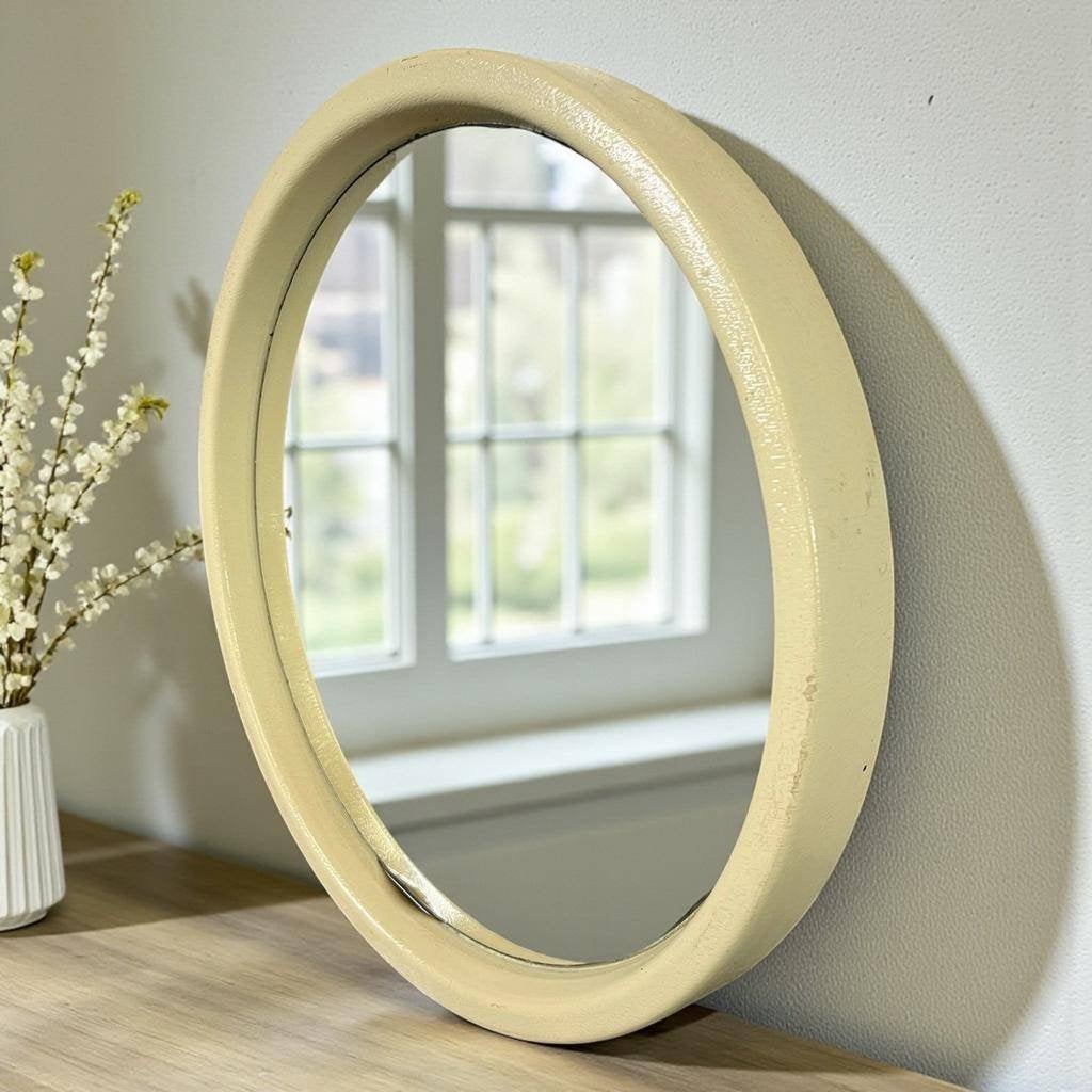 vintage witte ronde spiegel / spiegel, Antiek en Kunst, Antiek | Spiegels, Ophalen, Rond, Minder dan 50 cm