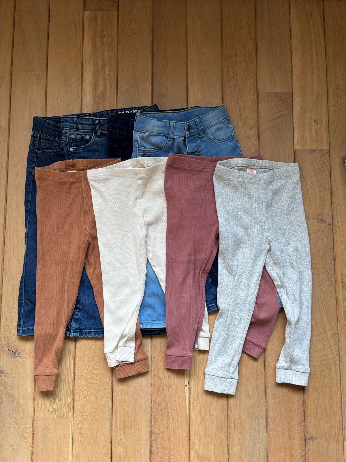 Broekenpakket maat 92: Hema, skinny jeans, flared jeans, leg, Ophalen, Gebruikt, Meisje, Setje
