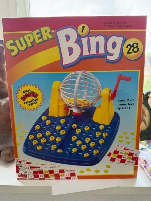 Bingo Spel € 25,-  Zeer weinig gebruikt, Vijf spelers of meer, Ophalen of Verzenden, Zo goed als nieuw