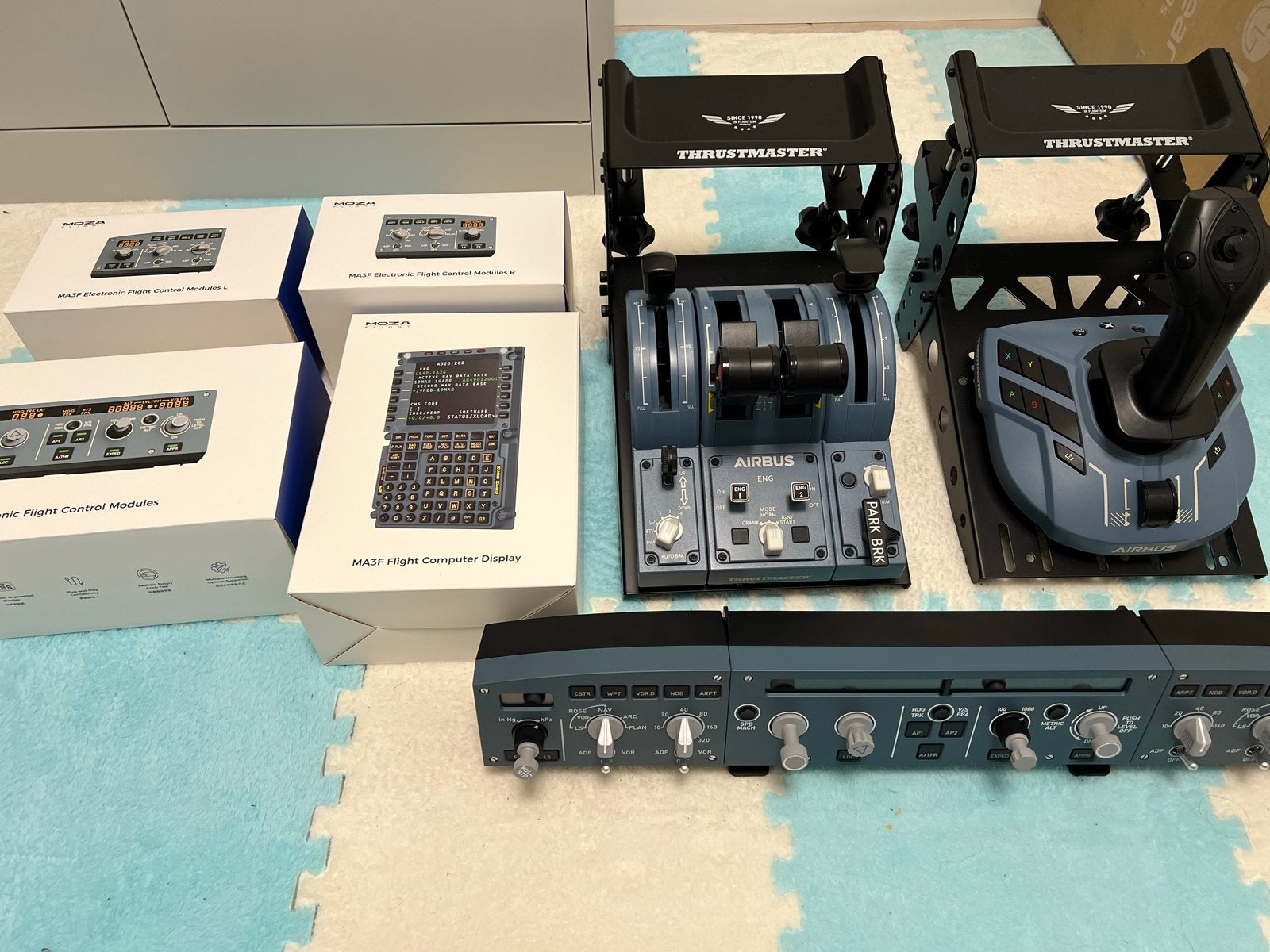 Thrustmaster Airbus TCA Quadrant &Sidestick met MOZA modules, Ophalen, 1 speler, Nieuw, Vanaf 12 jaar