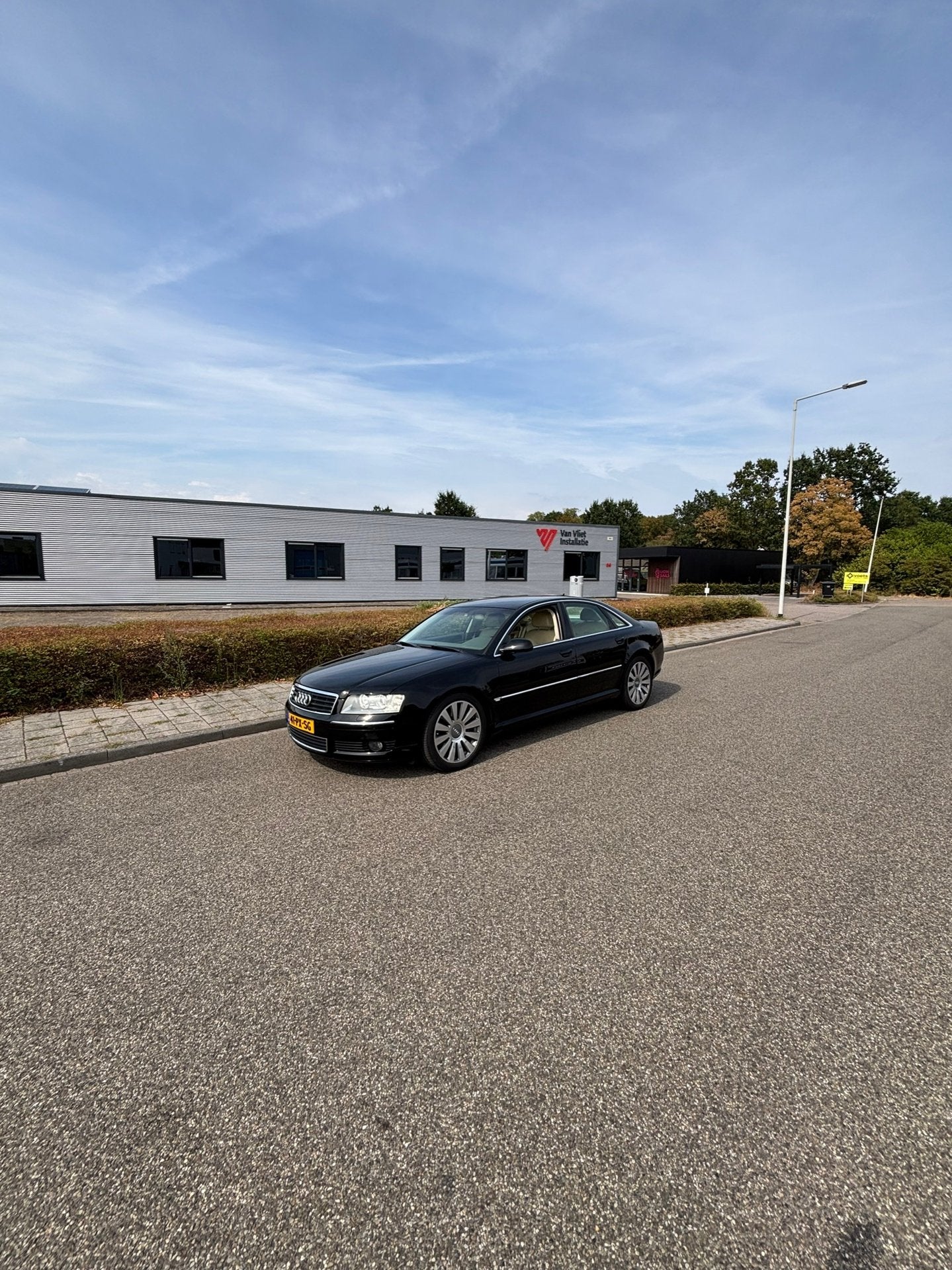 Audi A8 3.7 quattro Pro Line, Automaat, Gebruikt, Zwart, Bedrijf