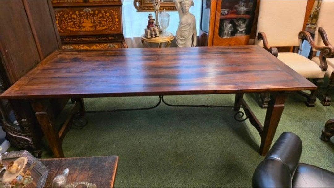 Grote antieke Spaanse tafel, Ophalen