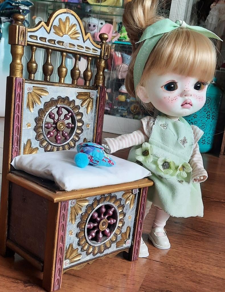 Handgemaakte stoel/troon voor o.a bjd's, beren , decoratie., Verzamelen, Ophalen of Verzenden, Zo goed als nieuw, Accessoires