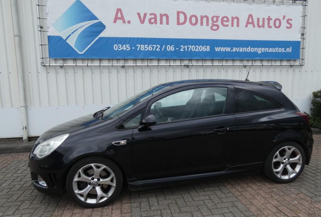 Opel CORSA 1.6-16V TURBO 192PK OPC,Schaalstoelen,Navi,Cruise, Auto's, Euro 5, Gebruikt, Electronic Stability Program (ESP), Zwart